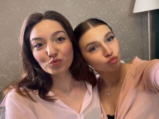 LoraAndLilian's Club live sex Profile Image